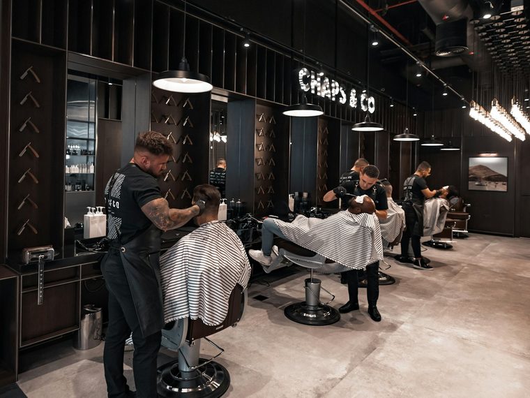 Camuflaje de canas en barba